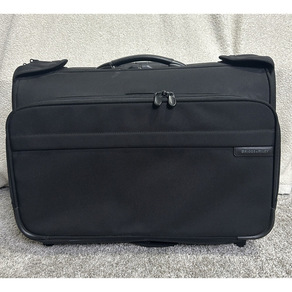 Briggs & Riley U374-4 Rolling Garment Bag Black Carry-On Luggage